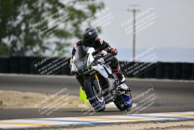 media/Apr-18-2025-TrackDaz (Fri) [[45f5874c44]]/B Group/Session 4 (Turn 6 - Outside)/